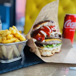 Cheeseburger Meni
