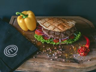 Pljeskavica garlic peppers velika