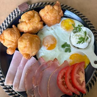 Domaćinski doručak