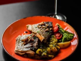 Pastrmka sa bademima