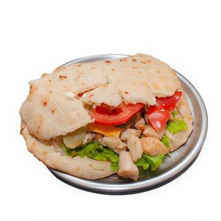 Pileći sendvič u kikiriki sosu