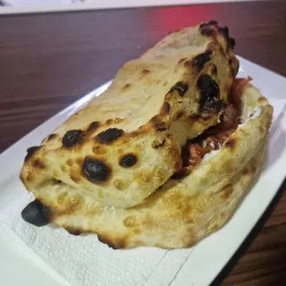 Sendvič mortadela