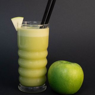 Cijeđena jabuka 0.3l