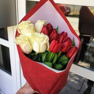 Ruze i tulipani