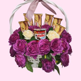 Svilene ruže sa slatkišima/2