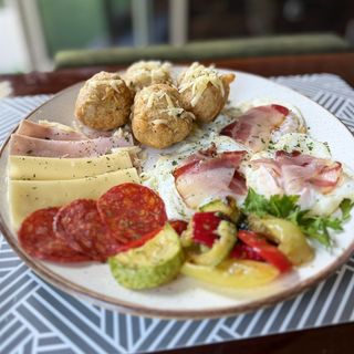 Домаћински доручак