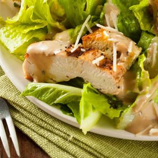 Pileća salata (Cesar)