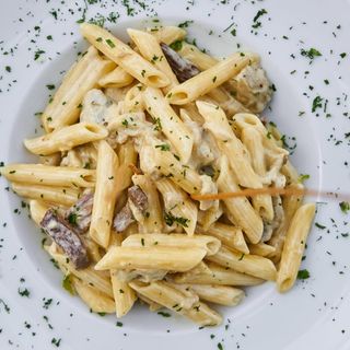 Rigatoni sa piletinom