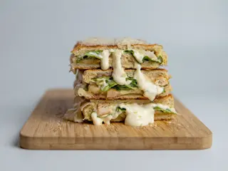 Combo 4 - Cezar sendvič
