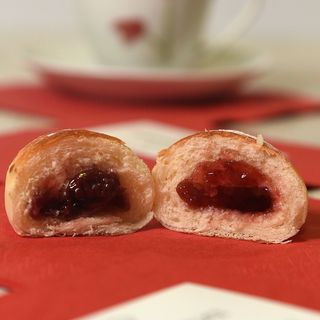 VIŠNJA KIFLICE 1kg (30 kom)