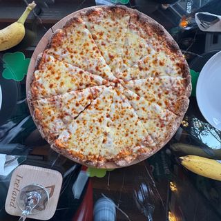 MARGHARITA VELIKA  + COCA-COLA