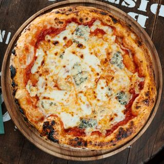 Pizza Quatro formaggi