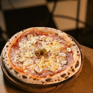 Pizza Capricciosa