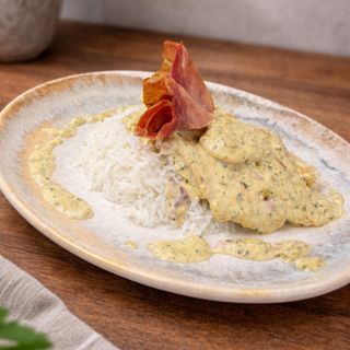 Piletina u pesto sosu