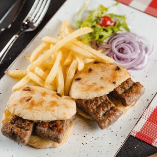 Čevapi velika porcija