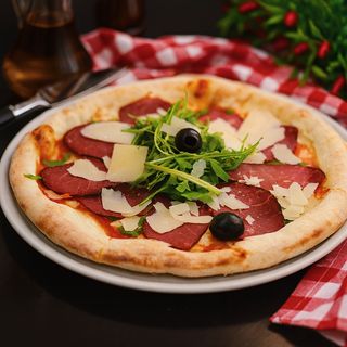 Pizza Bresaola