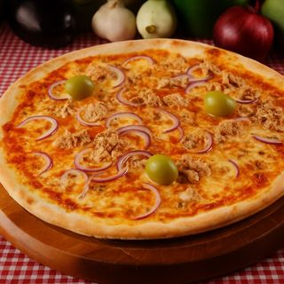 Pizza sa tunjevinom