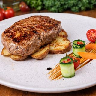 Ramstek sa grila sa prilogom 250g