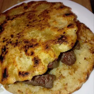 Ćevapi velika porcija.
