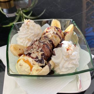 Banana split