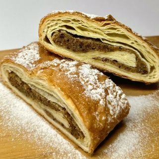 Lisnata štrudla, orah