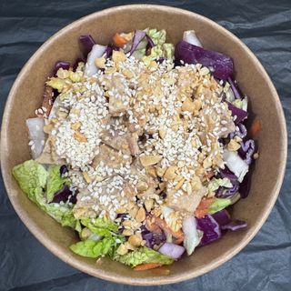ASIAN CHICKEN CRUNCH BOWL