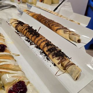 Kinder Bueno palačinka od pola metra