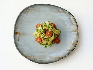 Pasta sa povrćem i pestom od bosiljka