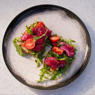 Avokado tosto sa gravalax lososom