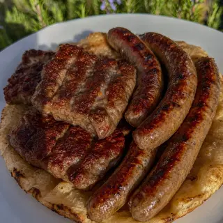 Kombinacija ćevap kobasice