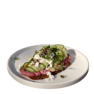 Веджи тост с розов хумус (280г)