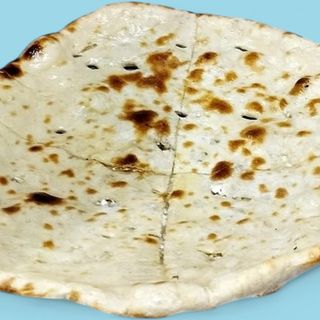 Наан със сирене