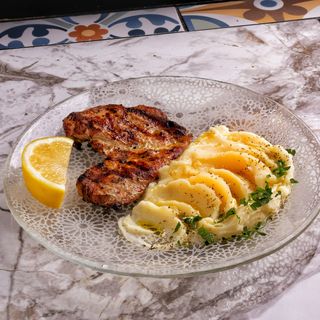 Мариновано и гриловано пилешко филе (320гр)
