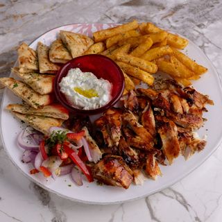 Домашно приготвен свински гирос 450g