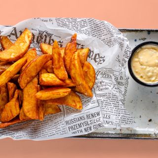 Порция Уеджис картофи (300г)