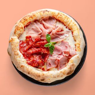 Пица Тре Карне 550 гр.