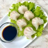 Китайси пелмени от скариди и бамбук на пара (6бр)