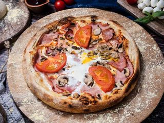 Пица Капричоза (24см)