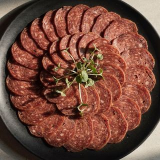 Домашен телешки суджук