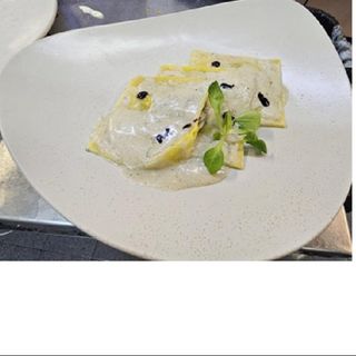 РАВИОЛИ С ПРОШУТО И РАДИКИО ( 240 гр.)