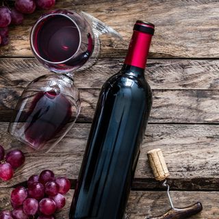 СИРА, МАВРУД И КАБЕРНЕ СОВИНЬОН МОН АМИ, ИЗБА КОНОПАНЕ