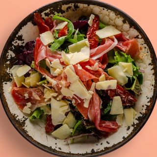 Салата Цезар (300г)7,8