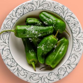 Чушки Падрон със сол малдоне