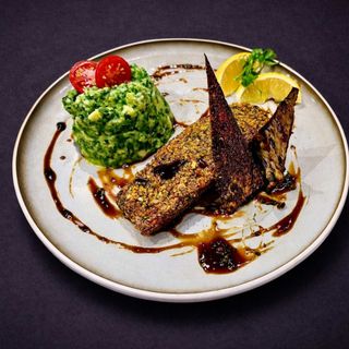 Сьомга филе с билкова коричка и терияки сос