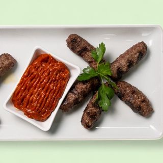 Сръбски кебапчета (300г)