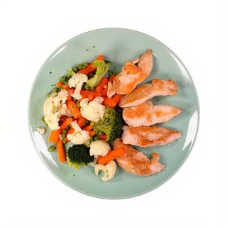 Пилешко бон филе + гарнитура (400г)