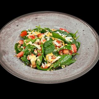 Салата спанак с киноа 350 гр. 