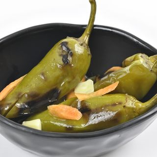 Порция мариновани люти чушки 50гр