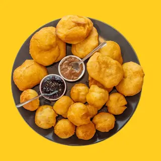 Мини мекици (8бр) + бухти с пудра захар (12бр) + шоколад и сладко