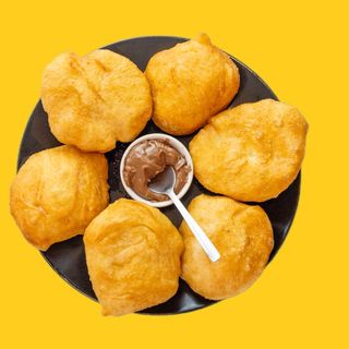 Мини мекички с течен шоколад (6 бр)